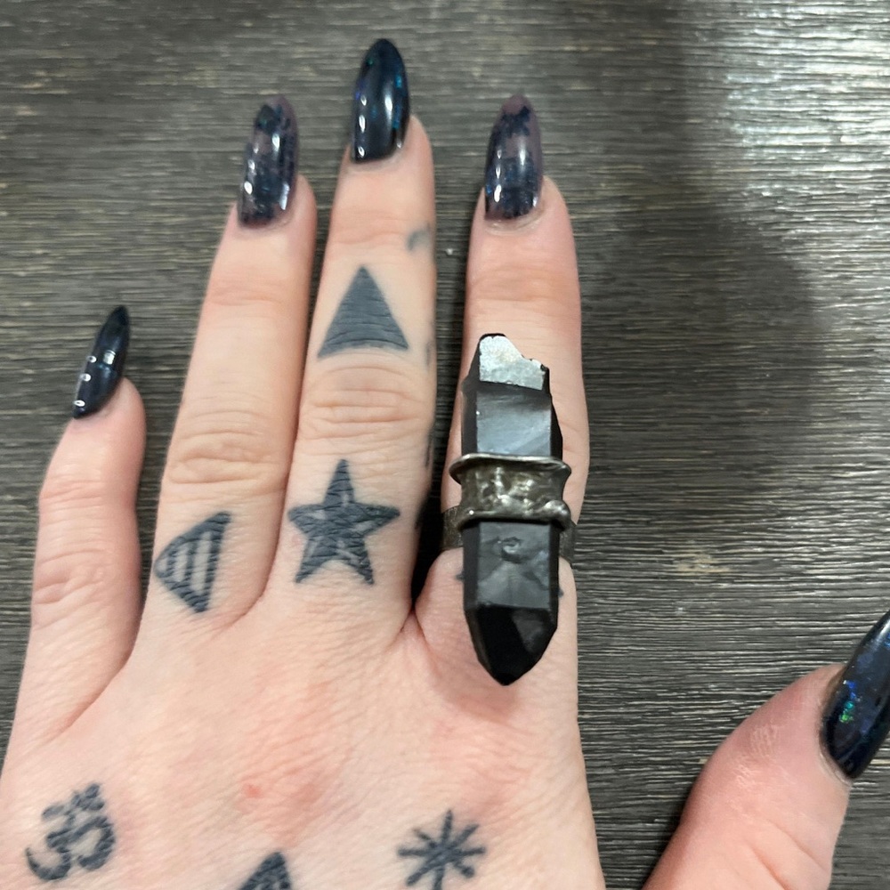 Punk Black Crystal Ring
